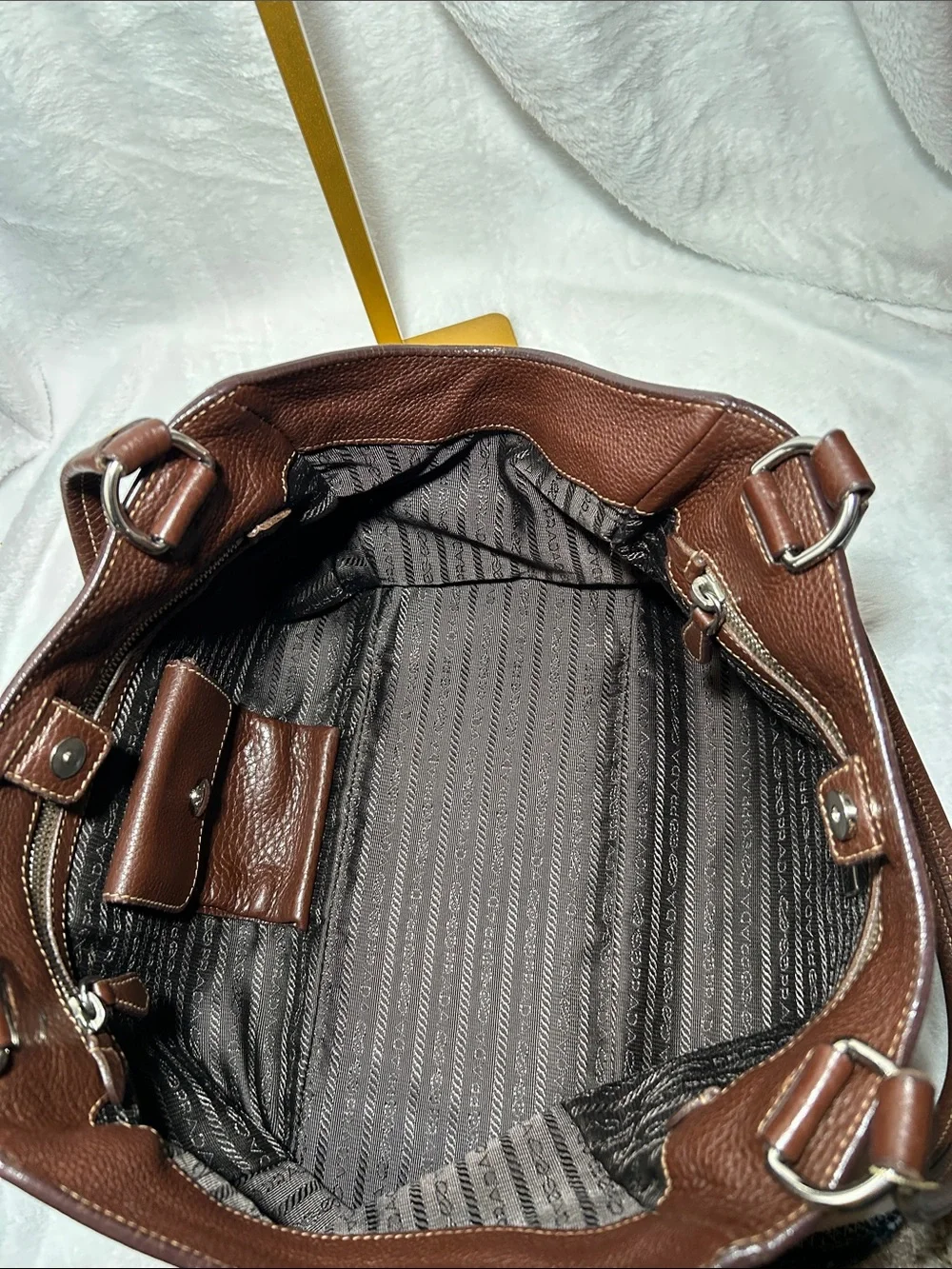 421. Vintage Prada Multi-Pocket Shoulder Bag - Picture 11 of 14